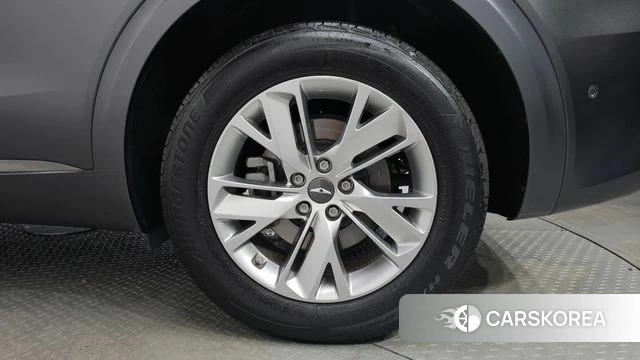 Genesis GV70 id 4396608 из Кореи 13