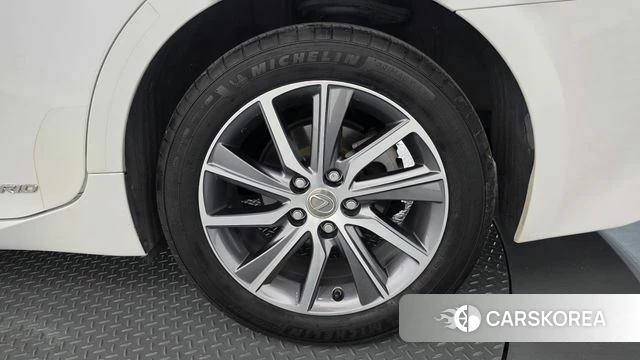Lexus New ES300h id 4733051 из Кореи 13