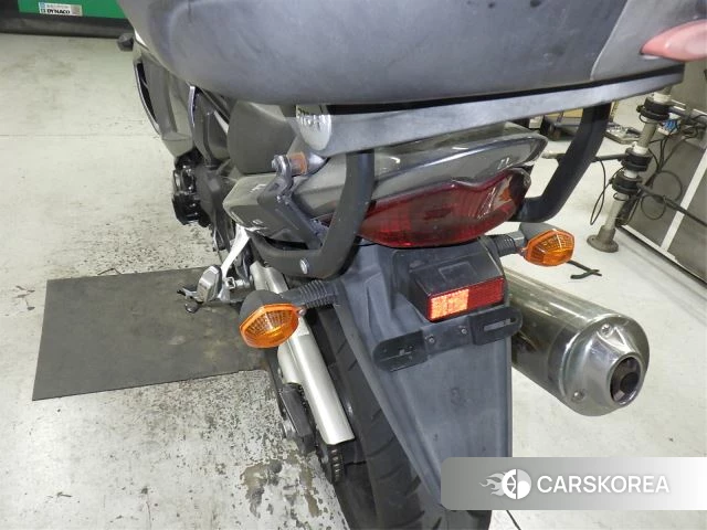 Suzuki BANDIT 1250F id 4183622 из Японии 13