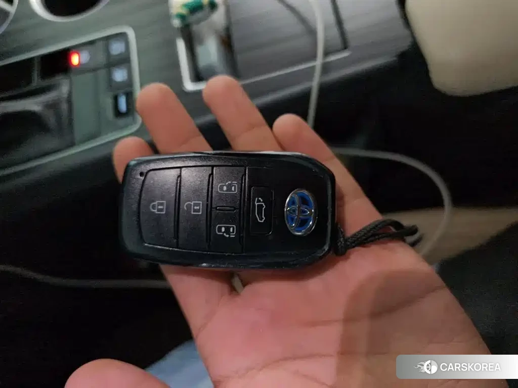 Toyota Sienna id 4547596 из Китая 13