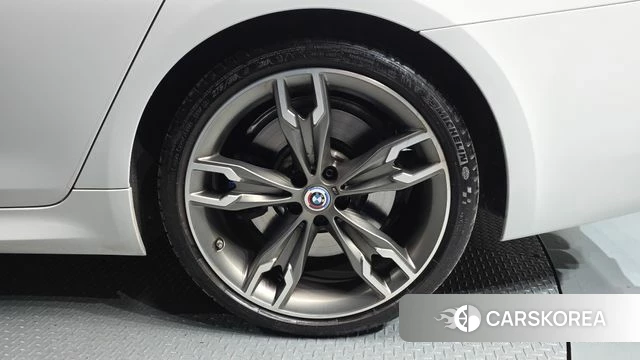 BMW 5 Series (G30) id 4783889 из Кореи 13