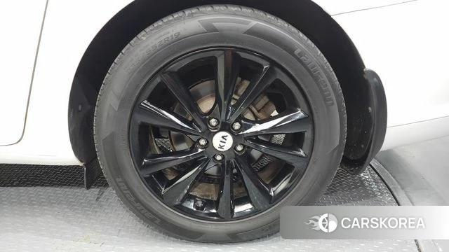 Kia The New Carnival id 4378086 из Кореи 13