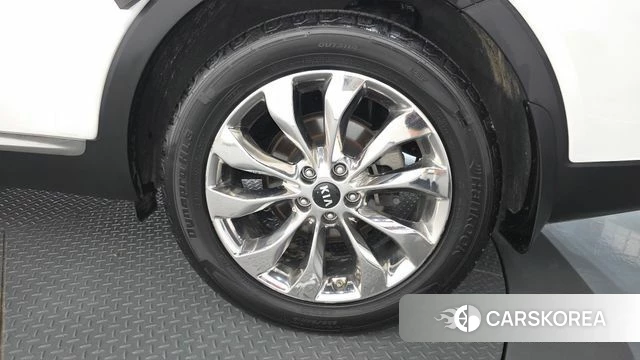 Kia The New Sorento id 4435899 из Кореи 13