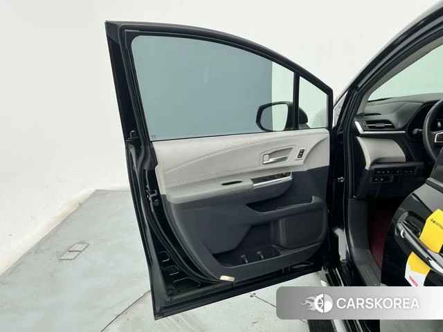 Toyota Grevia id 4279174 из Китая 13