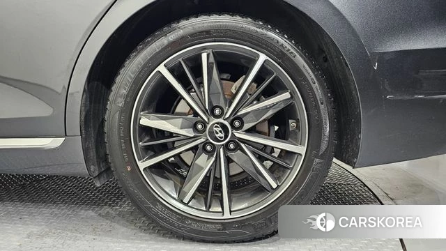 Hyundai The New Grandeur IG id 4642369 из Кореи 13