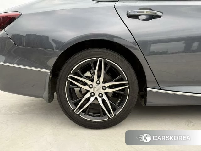 Honda Accord id 4365628 из Китая 13