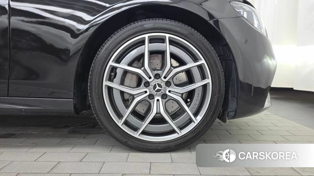 Mercedes-Benz E-Class W213 id 4692302 из Кореи 13