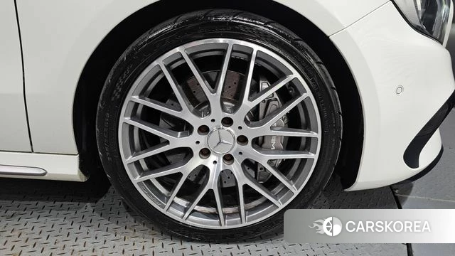 Mercedes-Benz A-Class W176 id 4459727 из Кореи 13