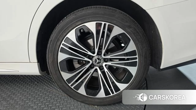 Mercedes-Benz E-Class W214 id 4773514 из Кореи 13