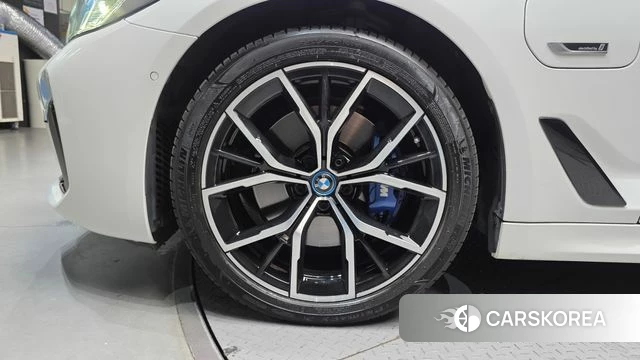 BMW 5 Series (G30) id 4687234 из Кореи 13