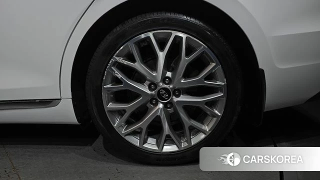 Hyundai The New Grandeur IG id 4530105 из Кореи 13