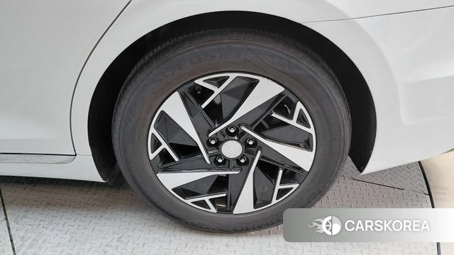 Hyundai The New Grandeur IG Hybrid id 4697246 из Кореи 13
