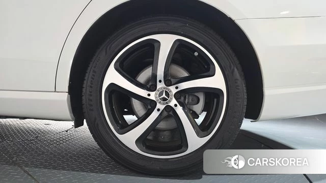 Mercedes-Benz E-Class W213 id 4906913 из Кореи 13
