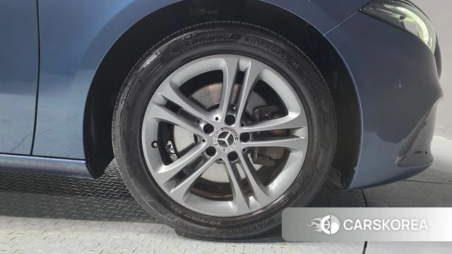 Mercedes-Benz A-Class W177 id 4402915 из Кореи 13