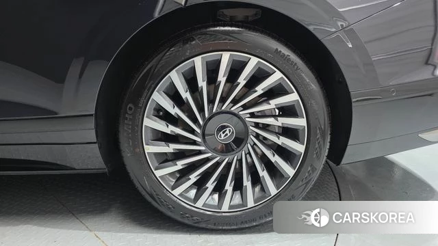 Hyundai Grandeur (GN7) id 4308035 из Кореи 13