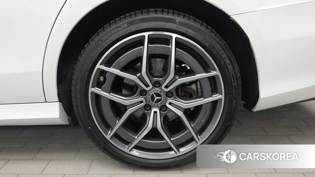 Mercedes-Benz E-Class W213 id 4671369 из Кореи 13
