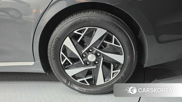 Hyundai The New Grandeur IG Hybrid id 4409034 из Кореи 13