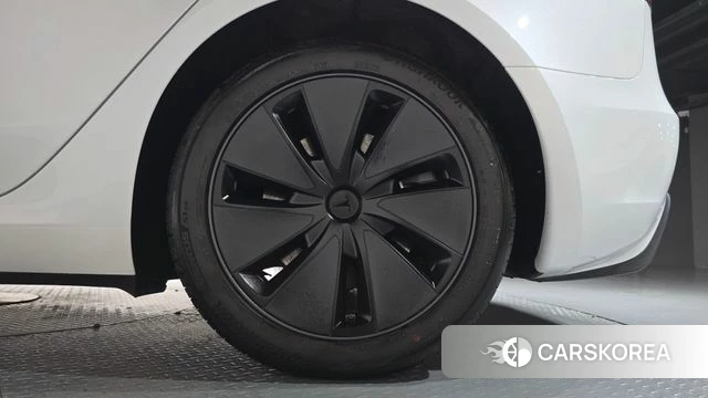 Tesla Model 3 id 4622894 из Кореи 13