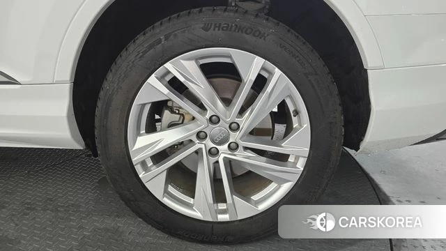 Audi Q7 (4M) id 4604592 из Кореи 13