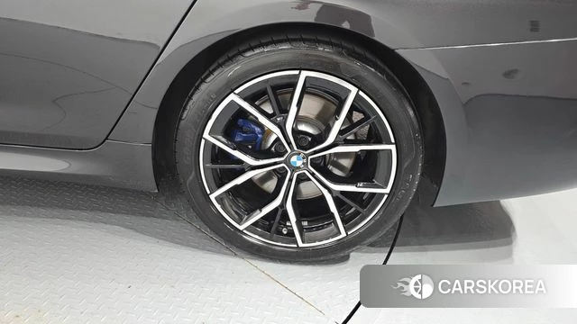 BMW 5 Series (G30) id 4834841 из Кореи 13
