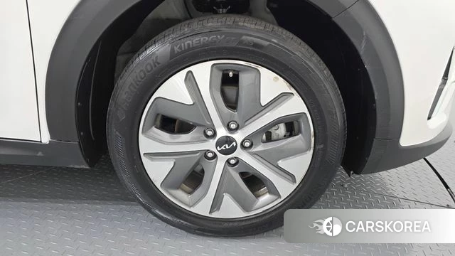 Kia Niro Plus id 4645995 из Кореи 13