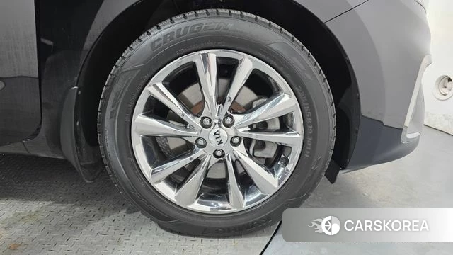 Kia The New Carnival id 4203843 из Кореи 13