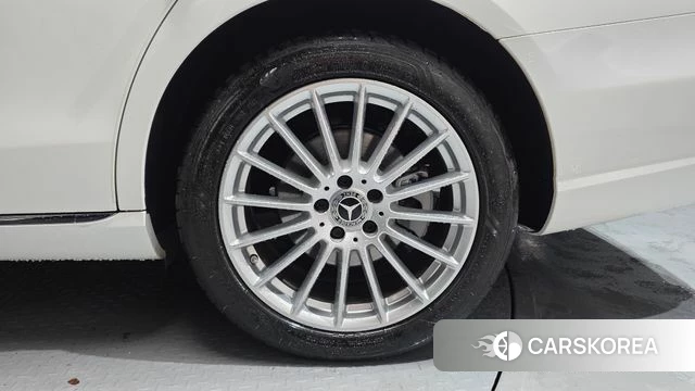 Mercedes-Benz E-Class W213 id 4603673 из Кореи 13