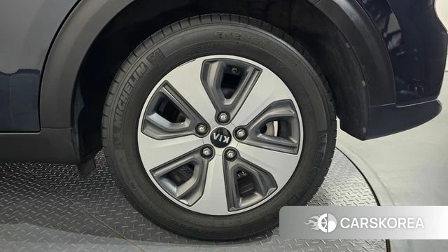 Kia Niro id 4390597 из Кореи 13