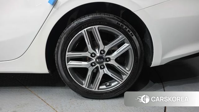 Kia Come New K3 id 4642309 из Кореи 13