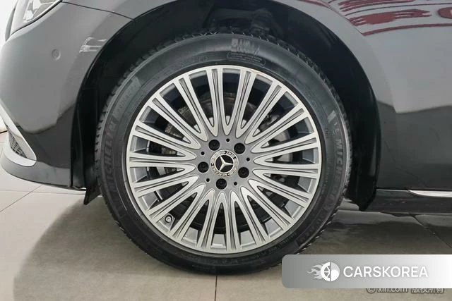 Mercedes-Benz E-class id 4265337 из Китая 13