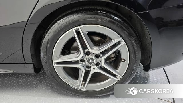 Mercedes-Benz A-Class W177 id 4401815 из Кореи 13