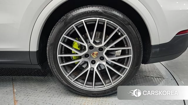 Porsche Cayenne (PO536) id 4619068 из Кореи 13