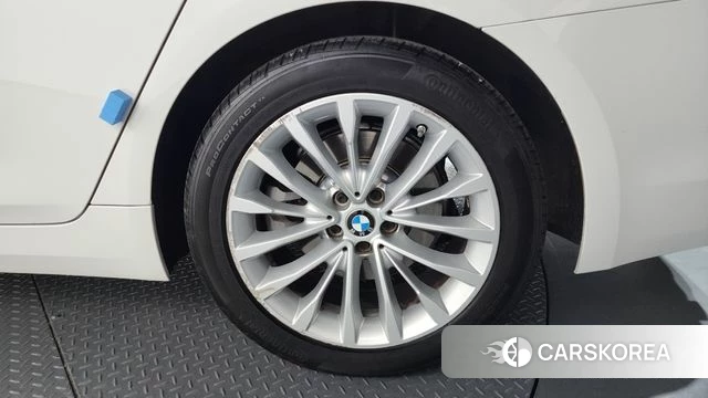 BMW 5 Series (G30) id 4318064 из Кореи 13