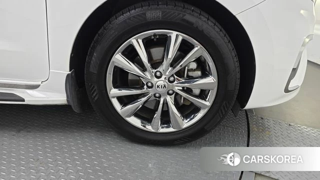 Kia The New Carnival id 4447020 из Кореи 13