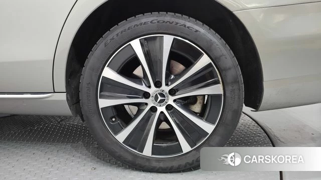 Mercedes-Benz E-Class W213 id 4688068 из Кореи 13