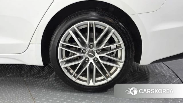 Genesis G70 id 4732071 из Кореи 13