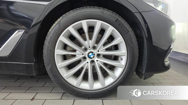 BMW 5 Series (G30) id 4536205 из Кореи 13