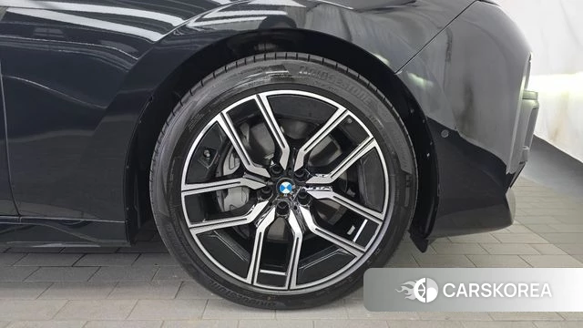 BMW 7 Series (G70) id 4847250 из Кореи 13
