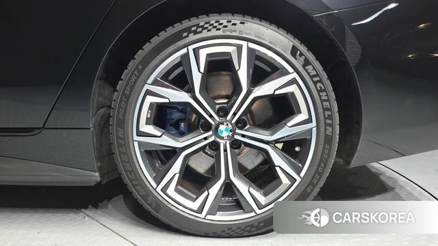 BMW i4 id 4707157 из Кореи 13