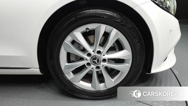 Mercedes-Benz C-Class W205 id 4698734 из Кореи 13