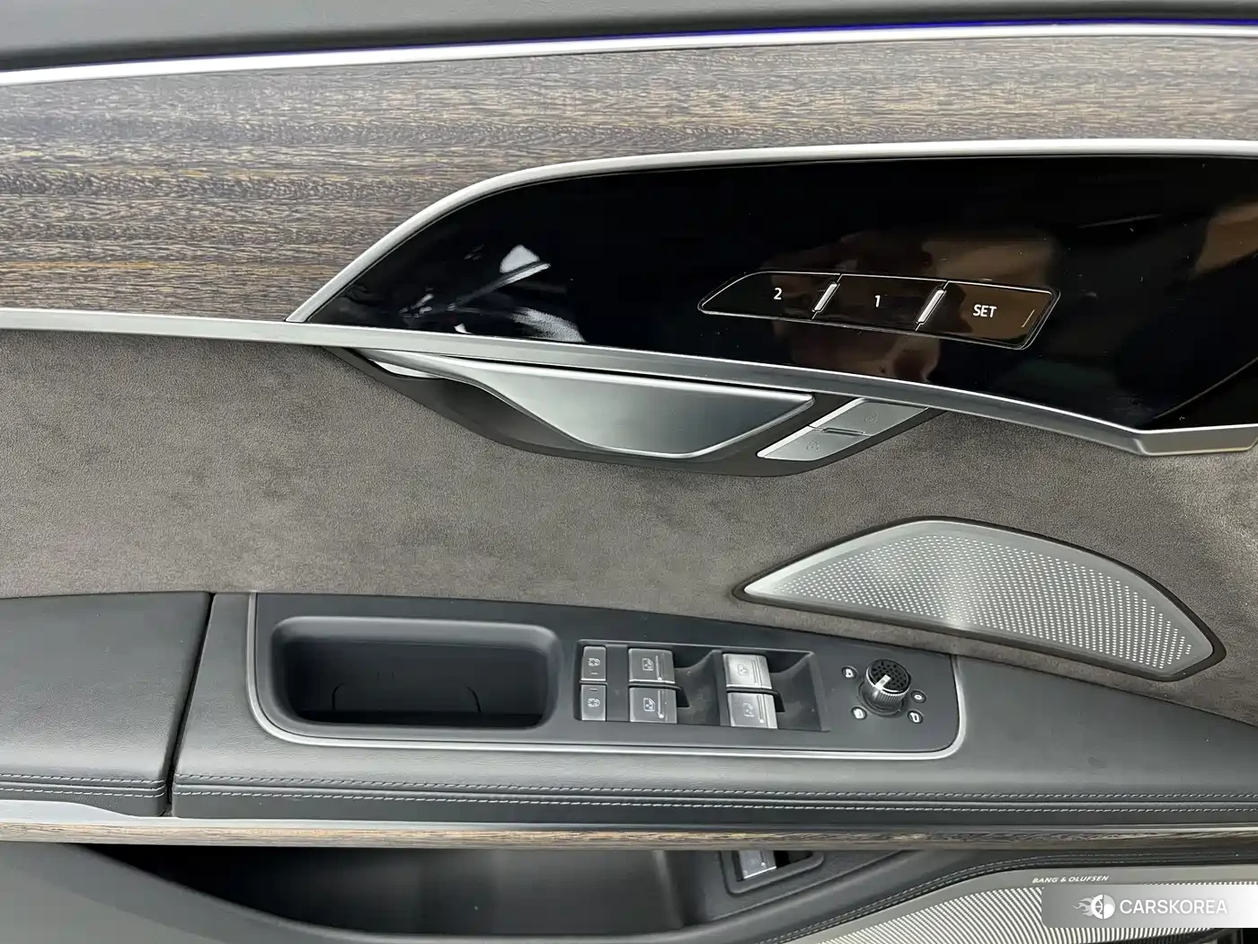 Audi A8 id 4583883 из Китая 13