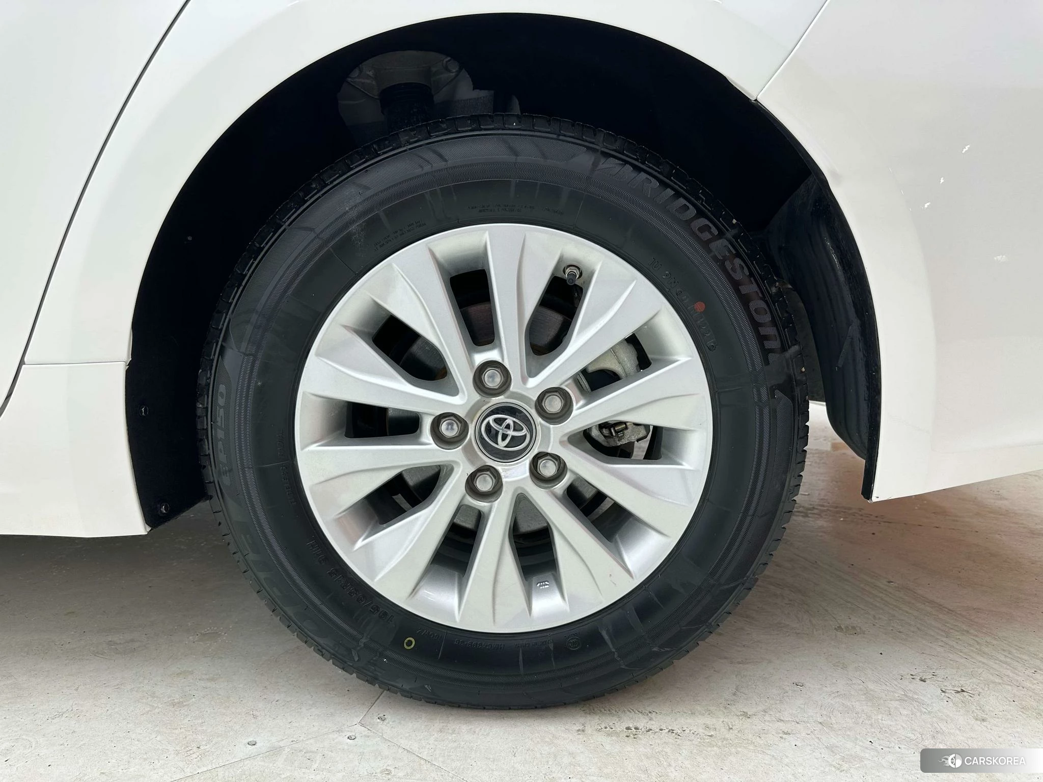 Toyota Corolla id 4461295 из Китая 13