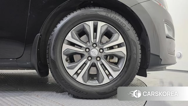 Kia The New Carnival id 4746842 из Кореи 13