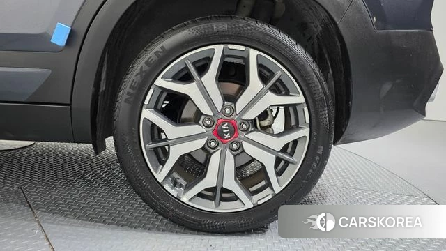 Kia Seltos id 4619417 из Кореи 13