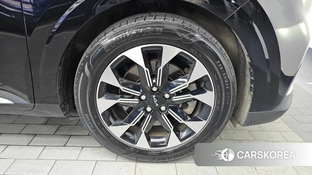 Kia Carnival 4th generation id 4641119 из Кореи 13