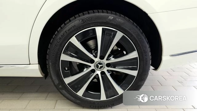 Mercedes-Benz E-Class W213 id 4187846 из Кореи 13