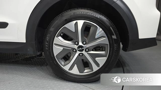 Kia Niro Plus id 4608551 из Кореи 13