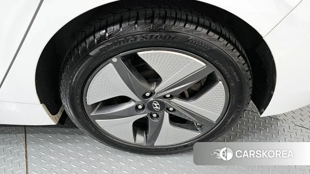 Hyundai The New Ionic Hybrid id 4325236 из Кореи 13
