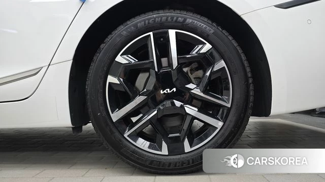 Kia The New K8 Hybrid id 4645168 из Кореи 13