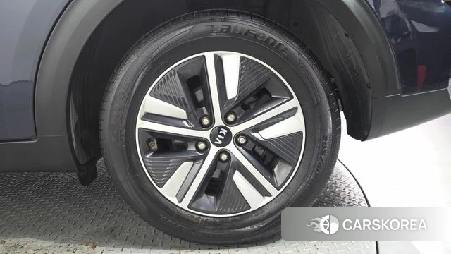 Kia Niro id 4836956 из Кореи 13